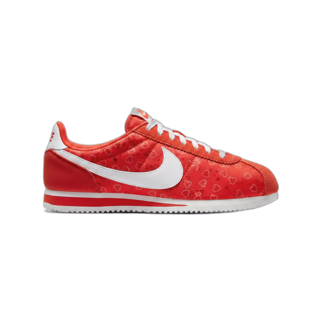 Nike Cortez corazones 